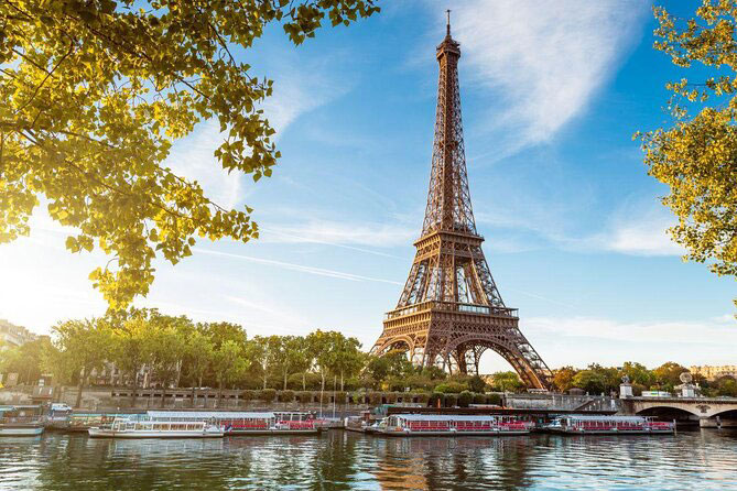 Top Ten Places to Visit in Paris The Eiffel Tower