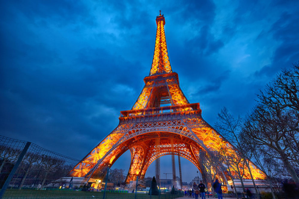 Top 10 Must-Visit Places in Paris - Best Paris Travel Guide