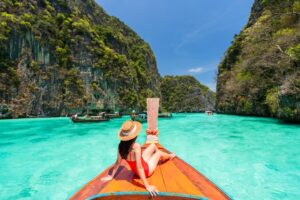 10 Reasons You Must Visit Thailand